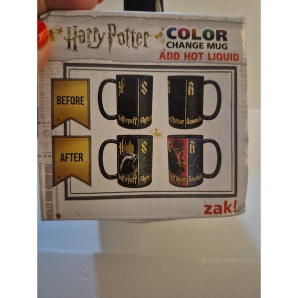 Harry Potter Hogwarts Color Changing 15 oz. Mugs by Zak NEW! - Picture 5 of 5